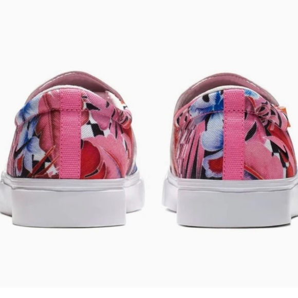 NIKE Women’s Court Royale AC Slip On “Laser Fuchsia” - Picture 4 of 14